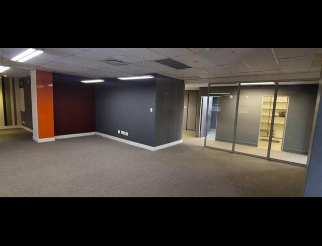 BUSINESS PROPERTY TO RENT IN TYGER VALLEY